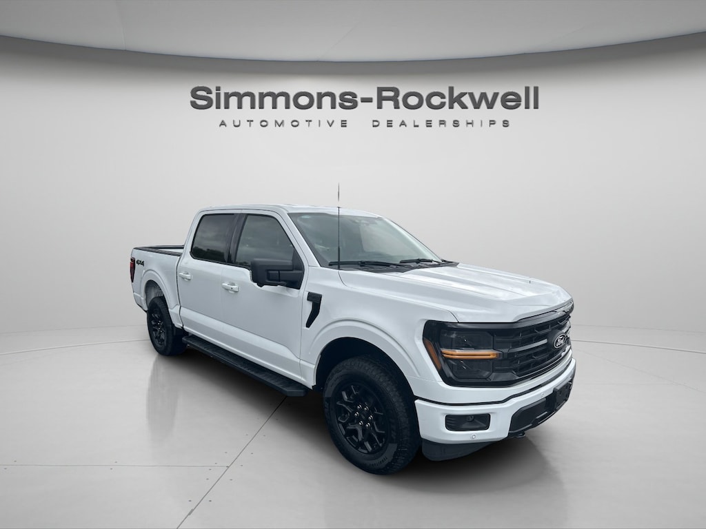 New 2025 Ford F-150 XLT Truck SuperCrew Cab