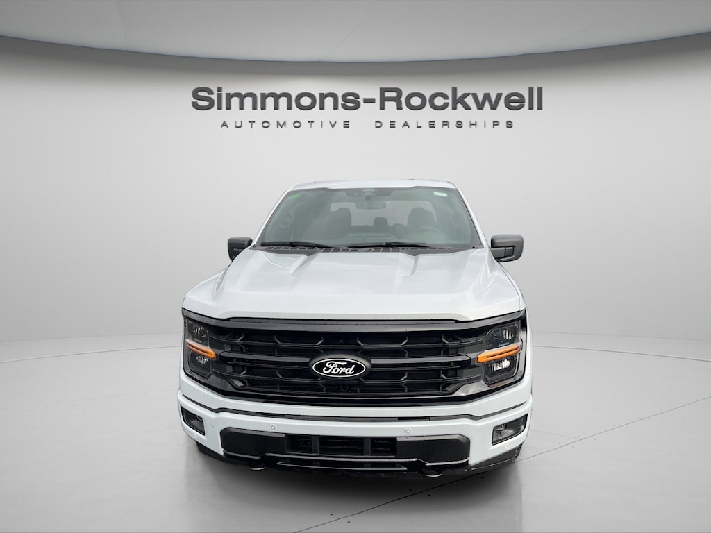 New 2025 Ford F-150 XLT Truck SuperCrew Cab