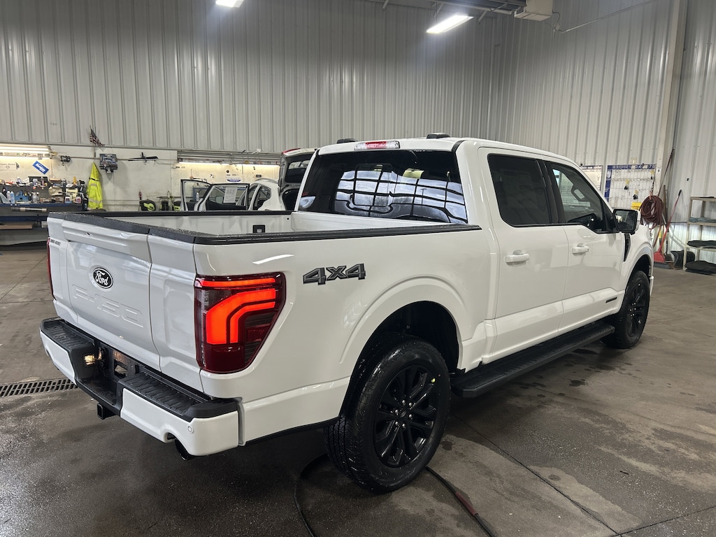 New 2025 Ford F-150 Lariat Truck SuperCrew Cab