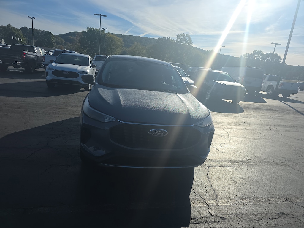 New 2025 Ford Escape Active SUV