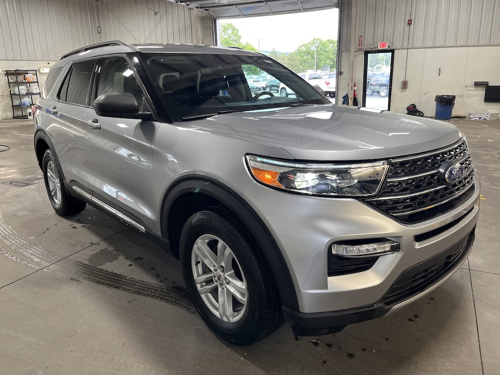Used 2024 Ford Explorer XLT SUV