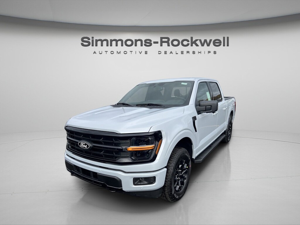 New 2025 Ford F-150 XLT Truck SuperCrew Cab