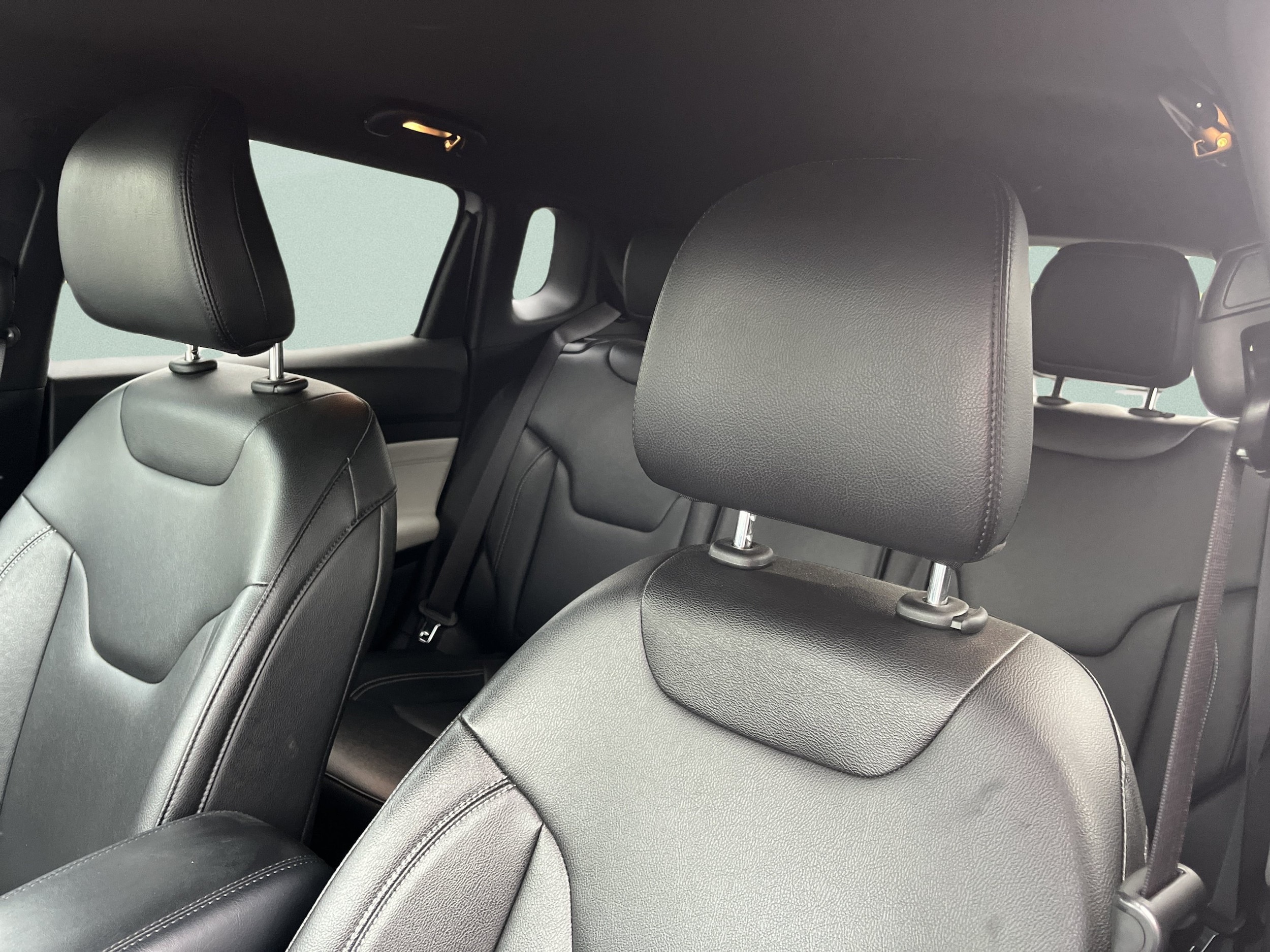 2025 Jeep Compass Limited - Photo 15