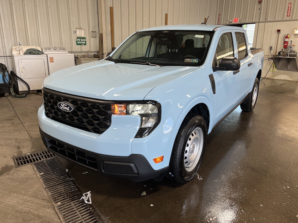 New 2026 Ford Maverick XL Truck SuperCrew