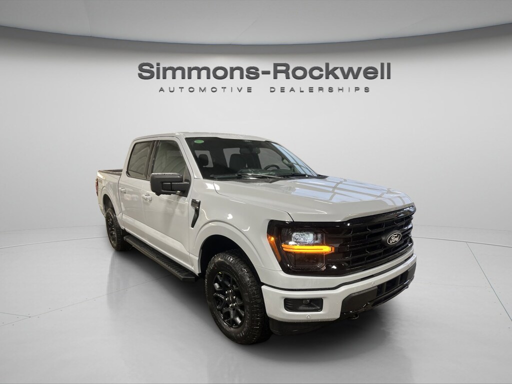 New 2025 Ford F-150 XLT Truck SuperCrew Cab