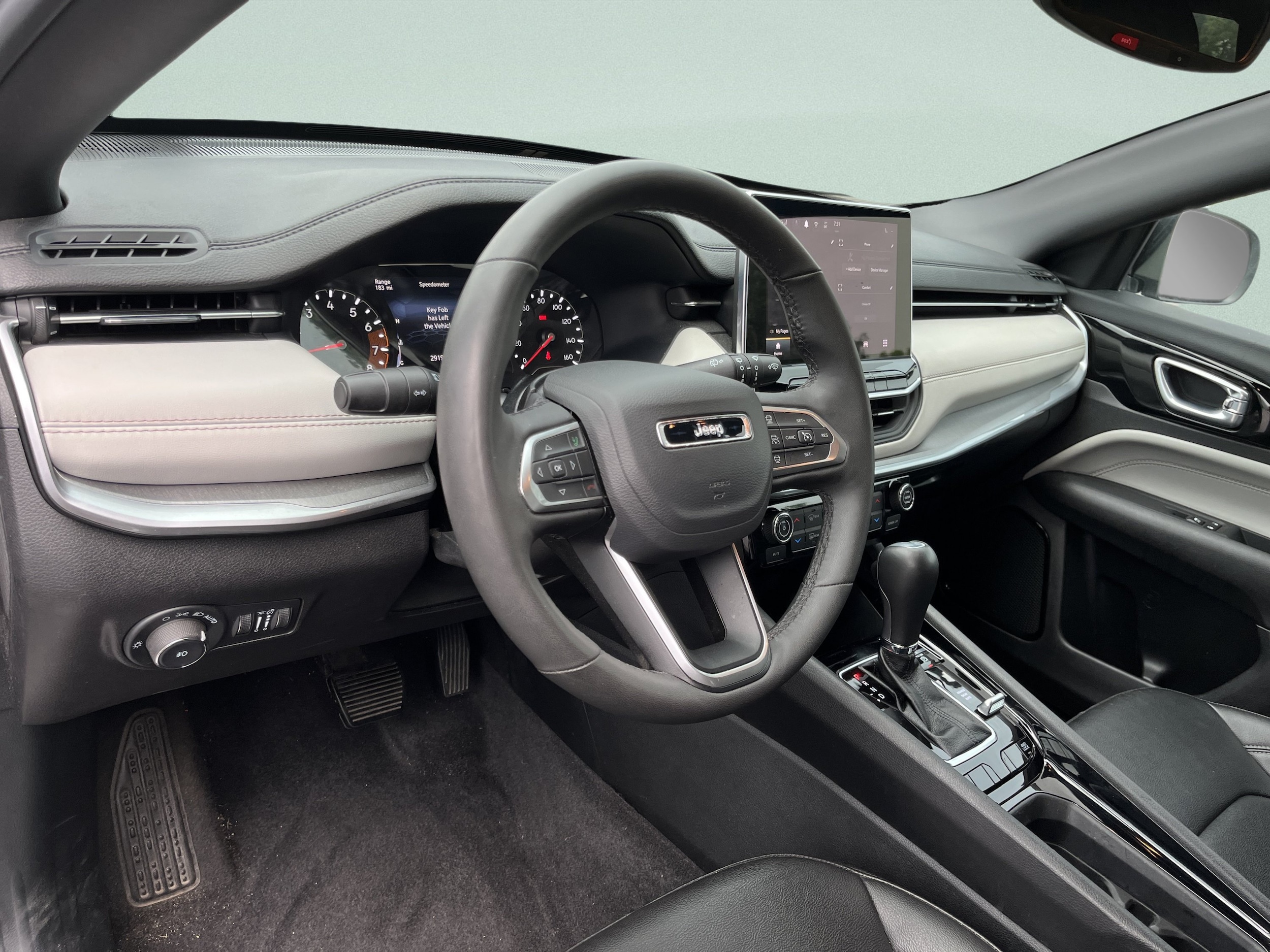 2025 Jeep Compass Limited - Photo 17