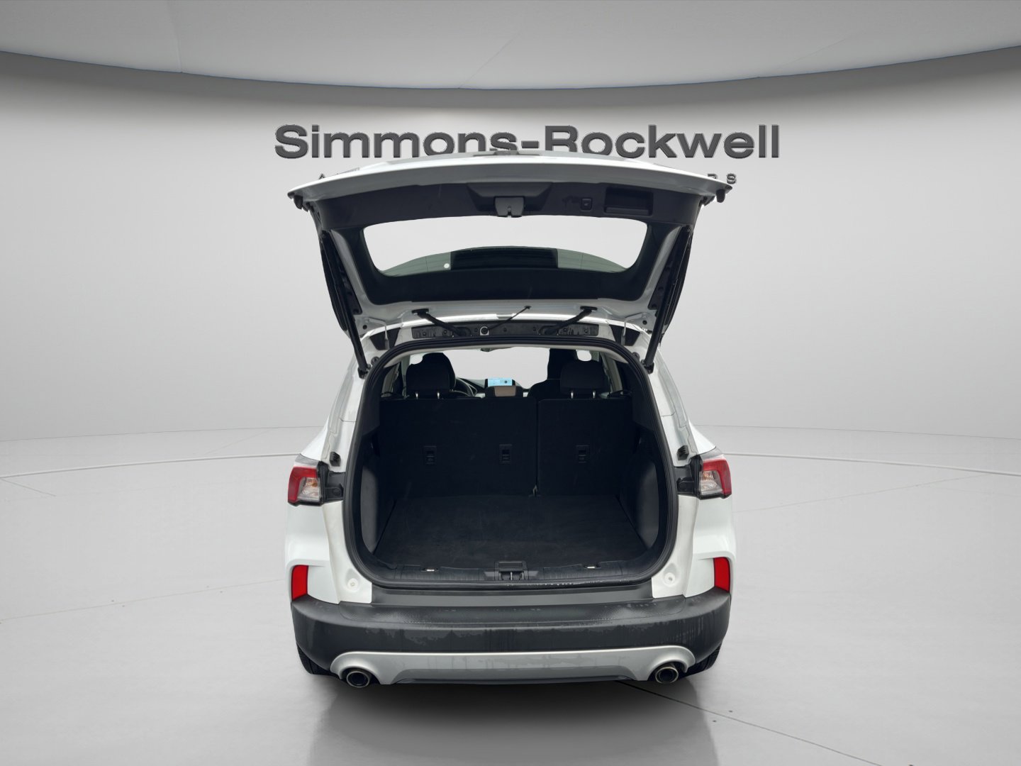 2022 Ford Escape SE photo 2