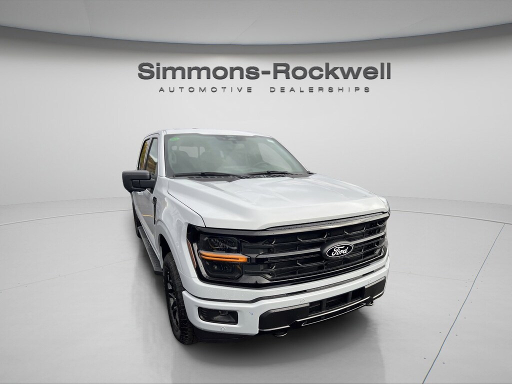 New 2025 Ford F-150 XLT Truck SuperCrew Cab