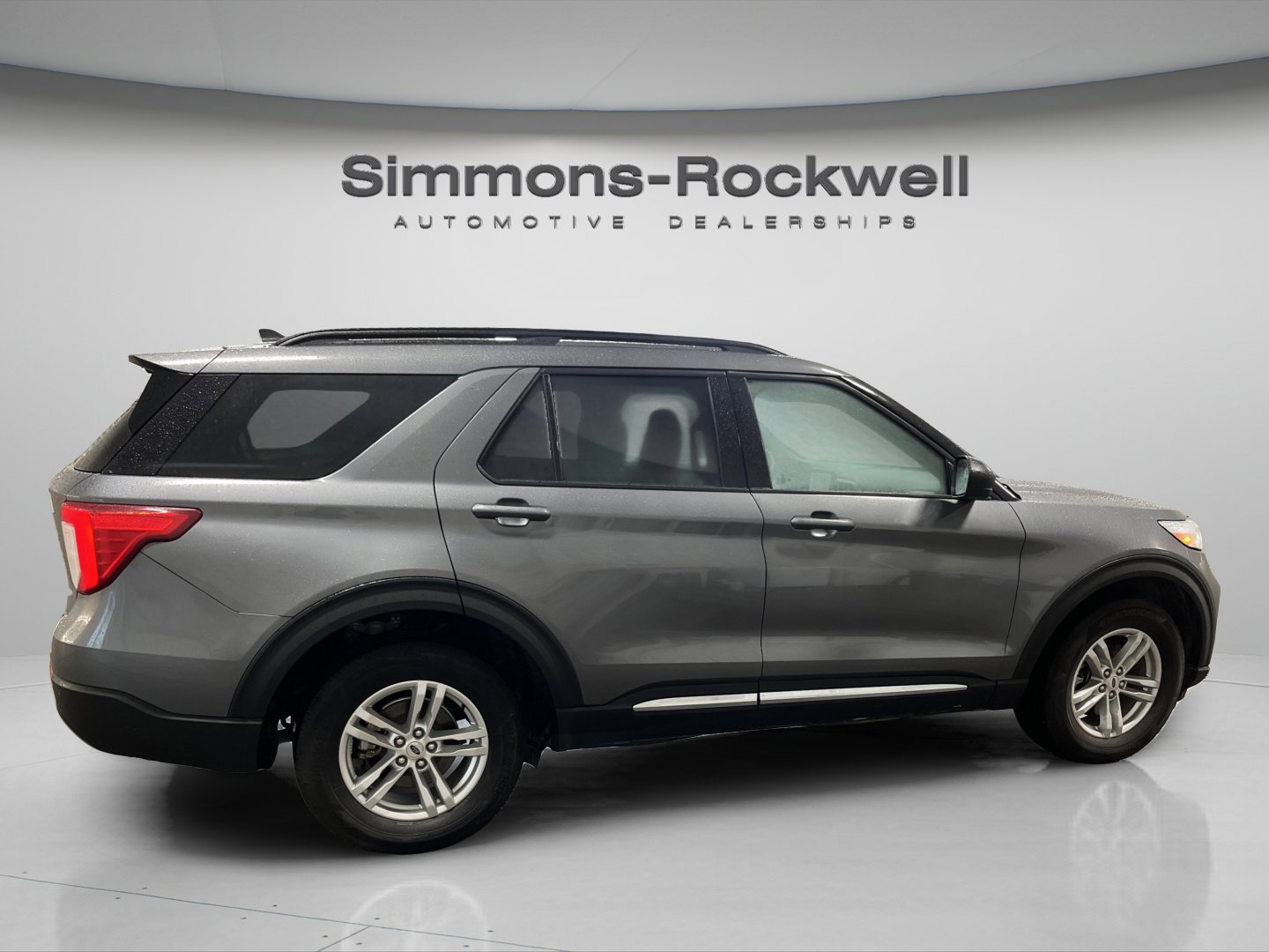 2022 Ford Explorer XLT photo 3