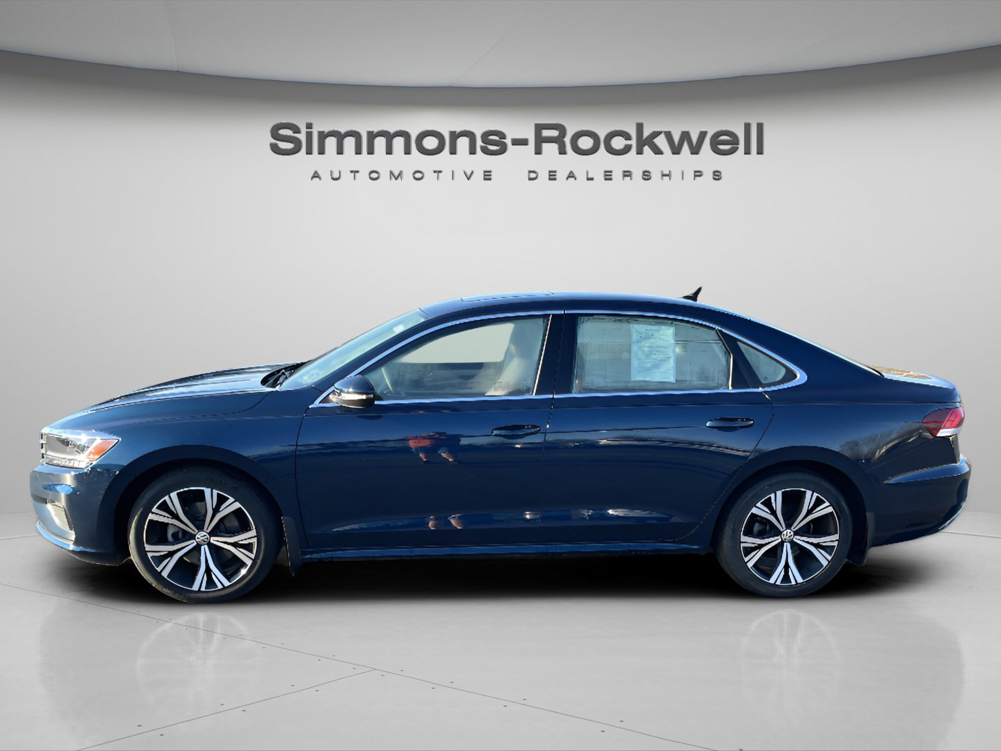 2021 Volkswagen Passat 2.0T SE photo 3