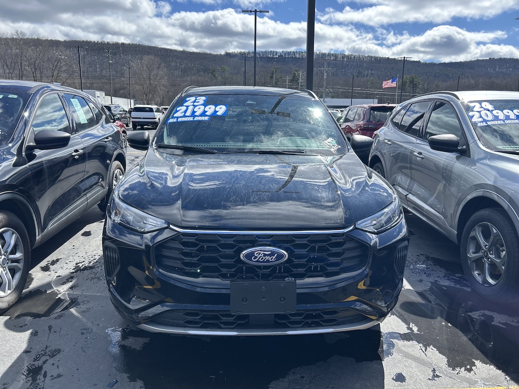 Used 2023 Ford Escape ST-Line SUV