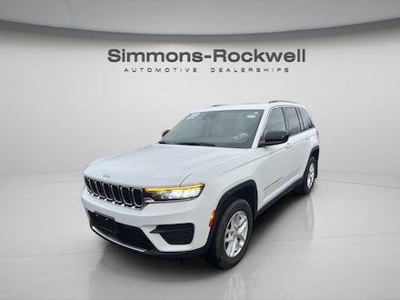 2023 Jeep Grand Cherokee Laredo X SUV