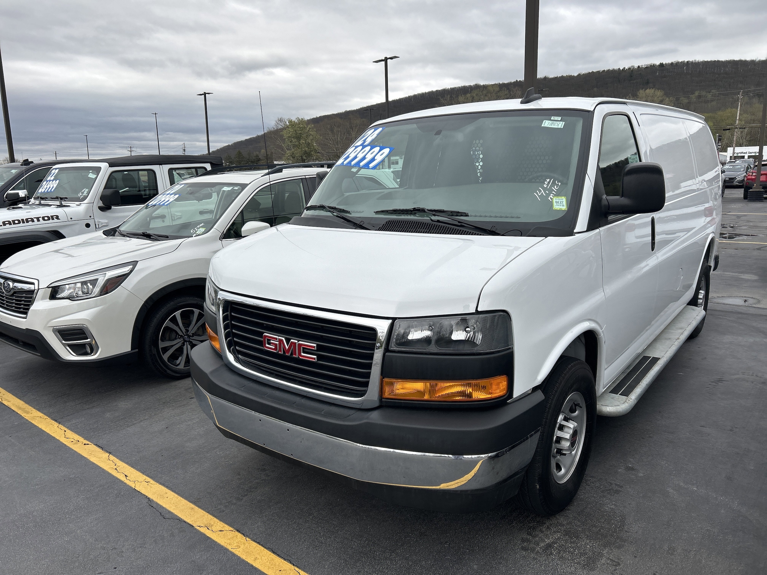 2024 GMC Savana 2500's photo