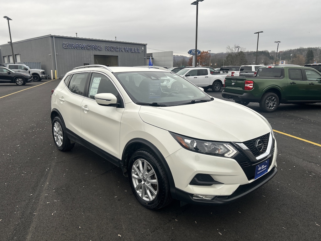 Certified 2022 Nissan Rogue Sport SV SUV