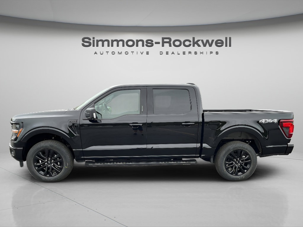 New 2026 Ford F-150 XLT XLT 4WD SuperCrew 5.5 Box
