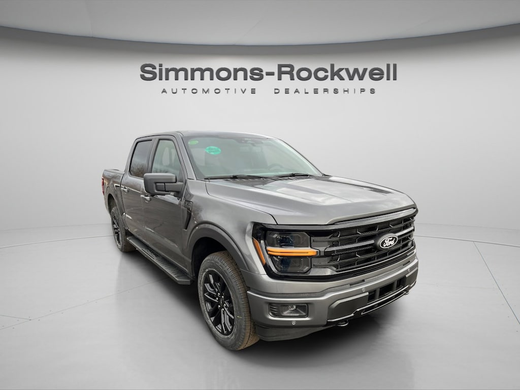 New 2026 Ford F-150 XLT XLT 4WD SuperCrew 5.5 Box