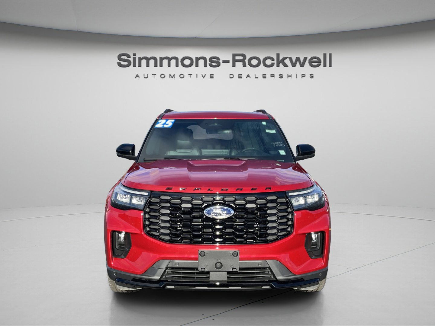 2025 Ford Explorer ST-Line photo 2