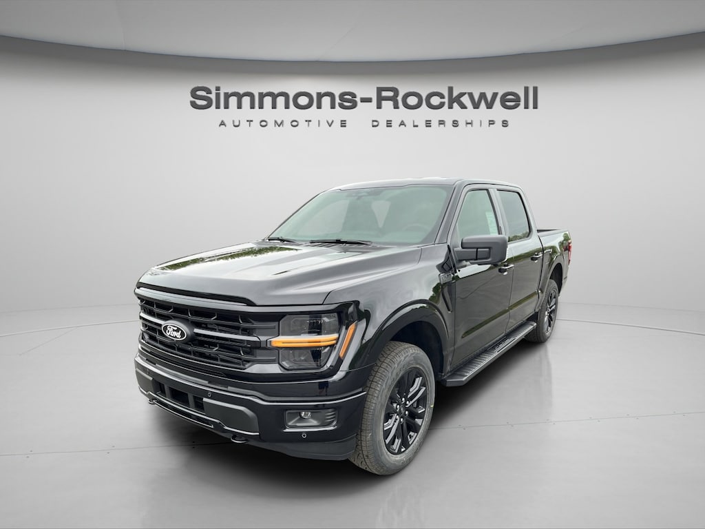 New 2026 Ford F-150 XLT XLT 4WD SuperCrew 5.5 Box