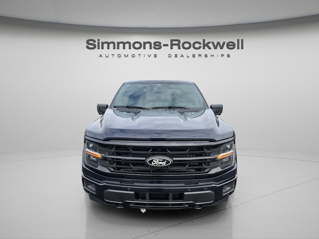 New 2025 Ford F-150 XLT XLT 4WD SuperCrew 5.5 Box