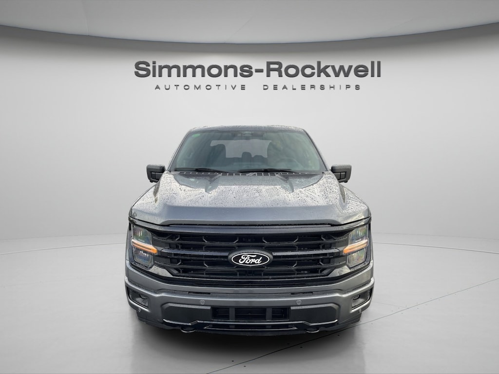 New 2025 Ford F-150 XLT XLT 4WD SuperCrew 5.5 Box