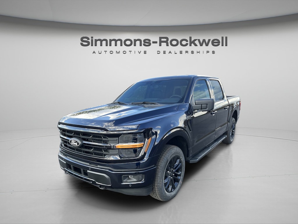 New 2026 Ford F-150 XLT XLT 4WD SuperCrew 5.5 Box
