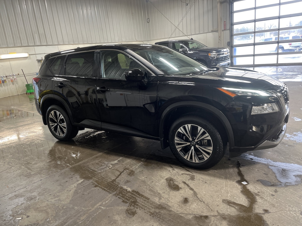 Used 2023 Nissan Rogue SV SUV