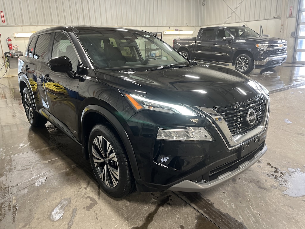Used 2023 Nissan Rogue SV SUV