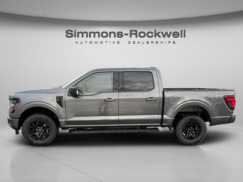 New 2025 Ford F-150 XLT XLT 4WD SuperCrew 5.5 Box