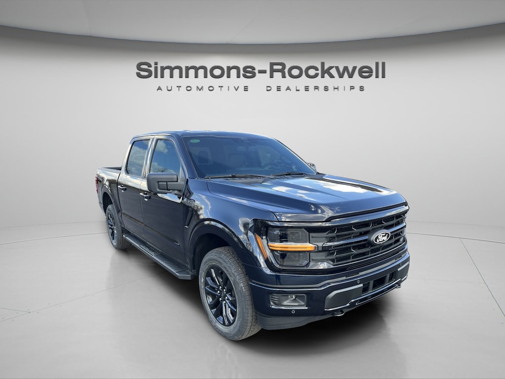 New 2026 Ford F-150 XLT XLT 4WD SuperCrew 5.5 Box