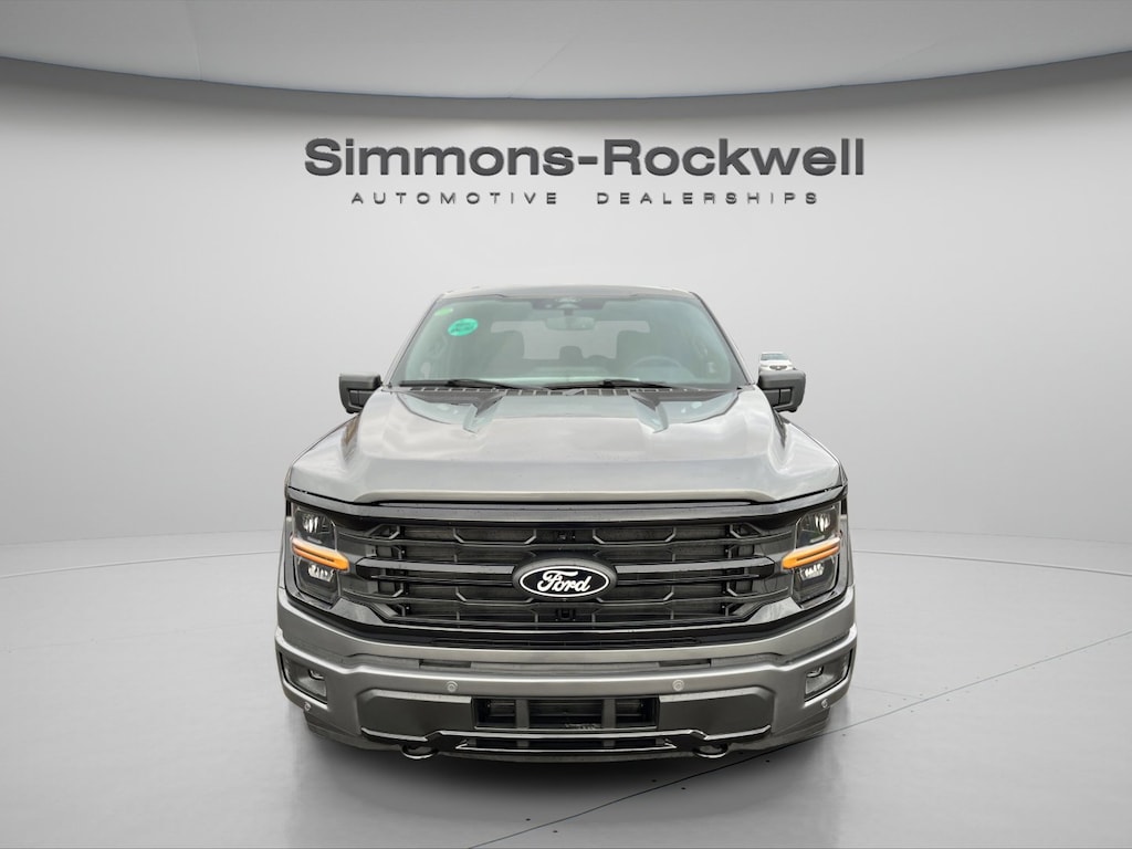 New 2026 Ford F-150 XLT XLT 4WD SuperCrew 5.5 Box