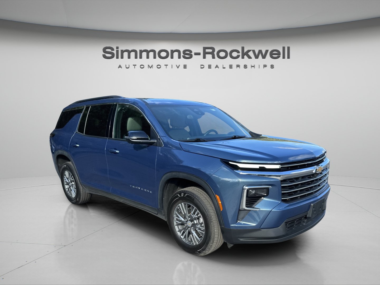 Used 2025 Chevrolet Traverse AWD LT SUV