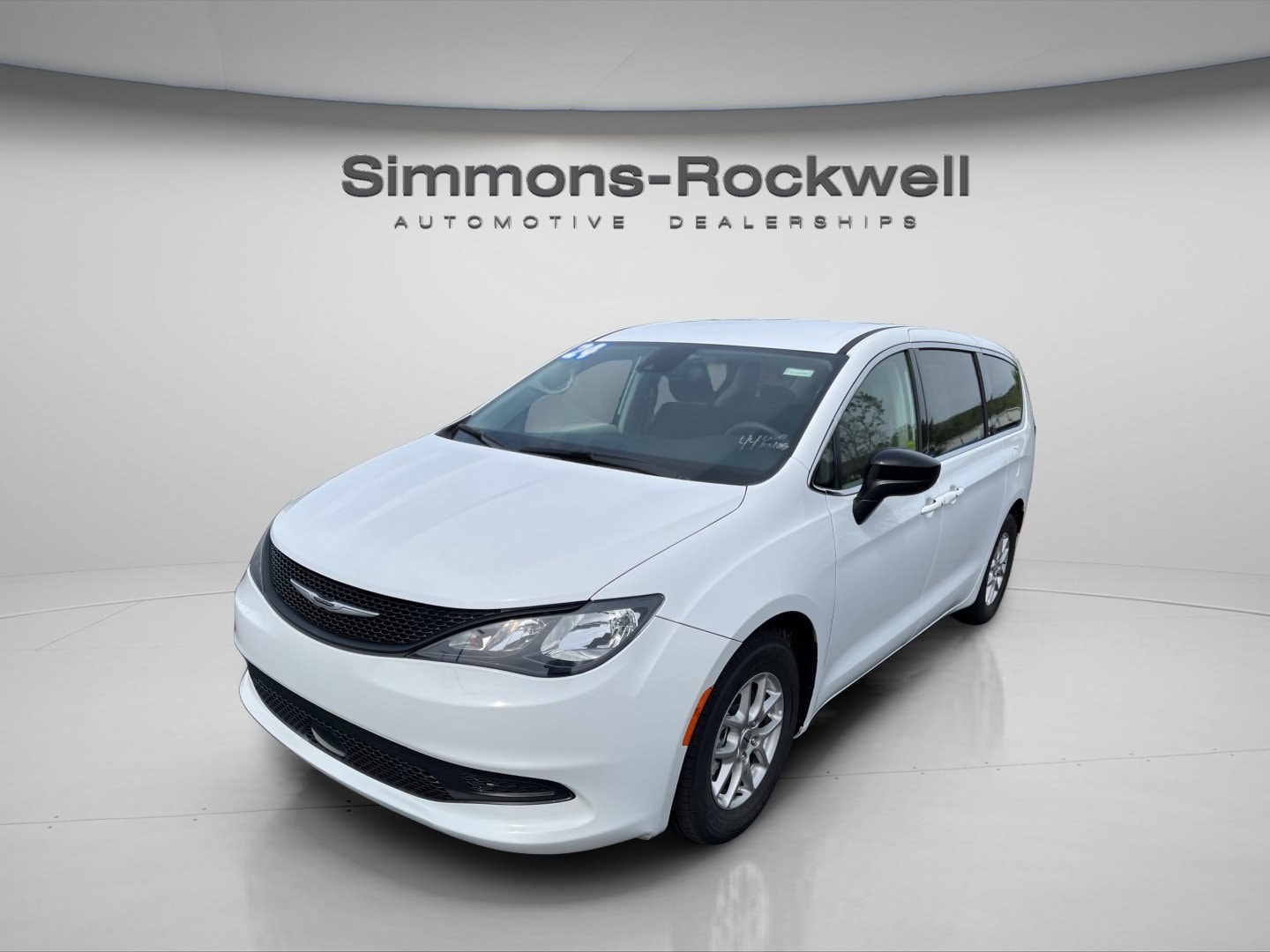 2024 Chrysler Voyager LX's photo