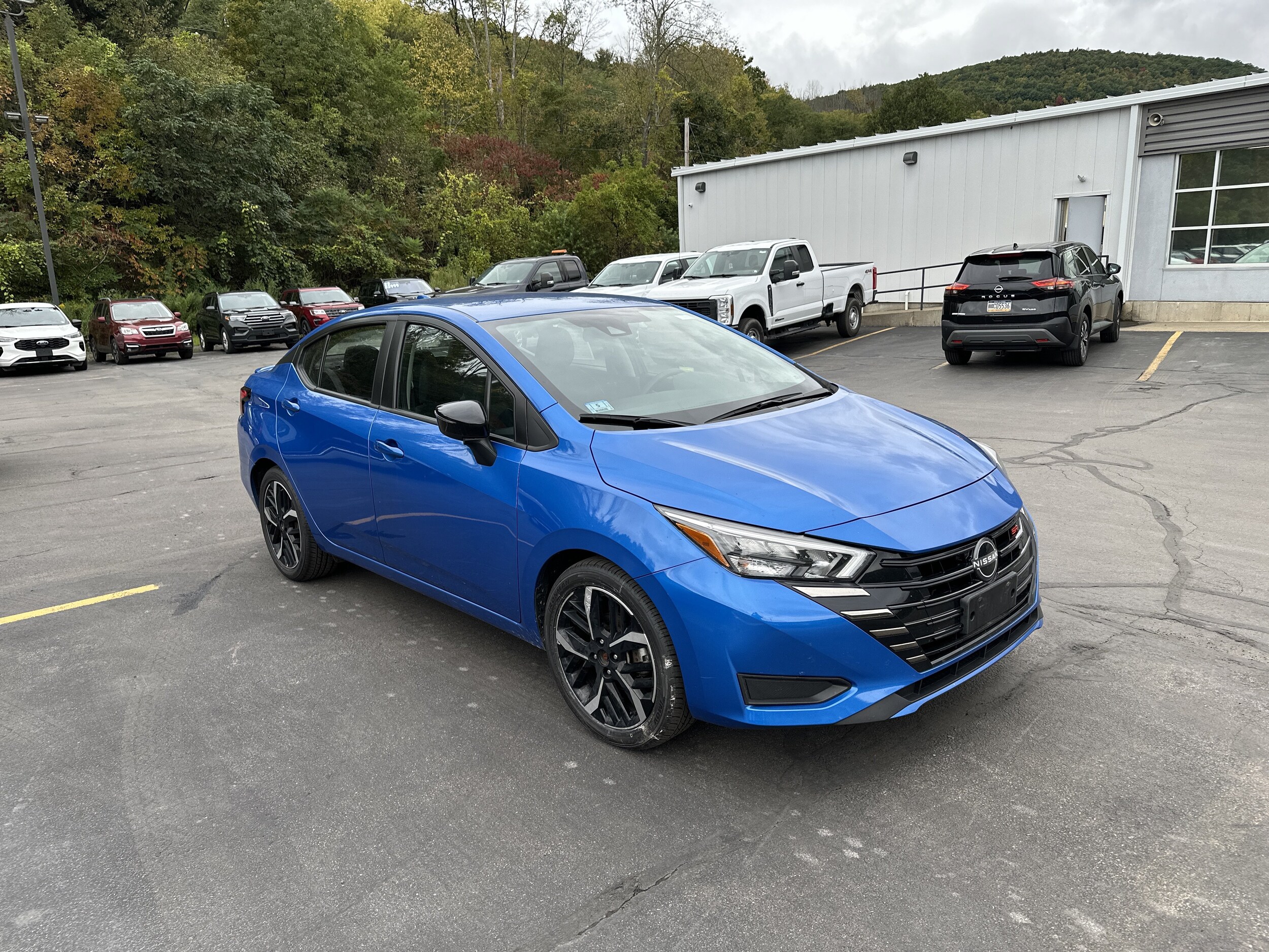 Used 2024 Nissan Versa Sedan SR with VIN 3N1CN8FV2RL891962 for sale in Hallstead, PA