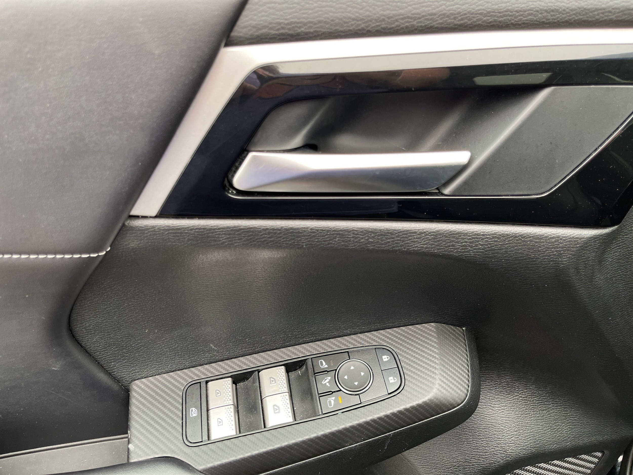 2024 Mitsubishi Outlander SE - Photo 16