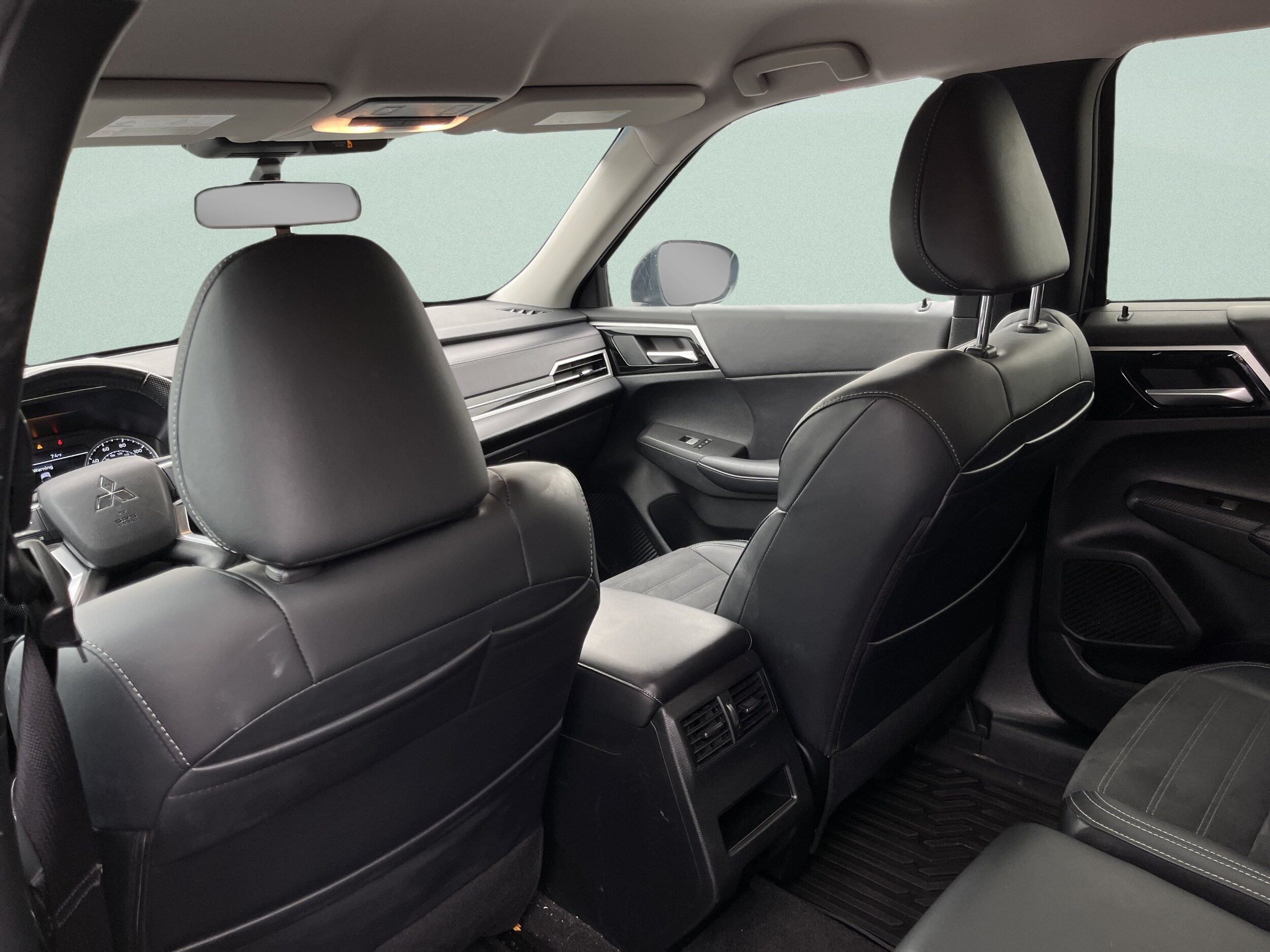 2024 Mitsubishi Outlander SE - Photo 26