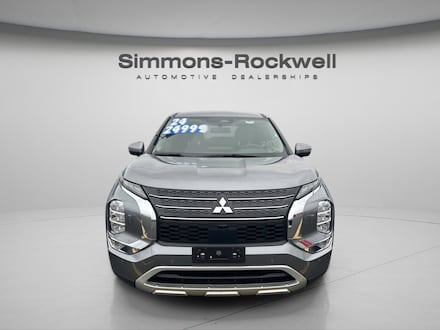 2024 Mitsubishi Outlander SE SUV