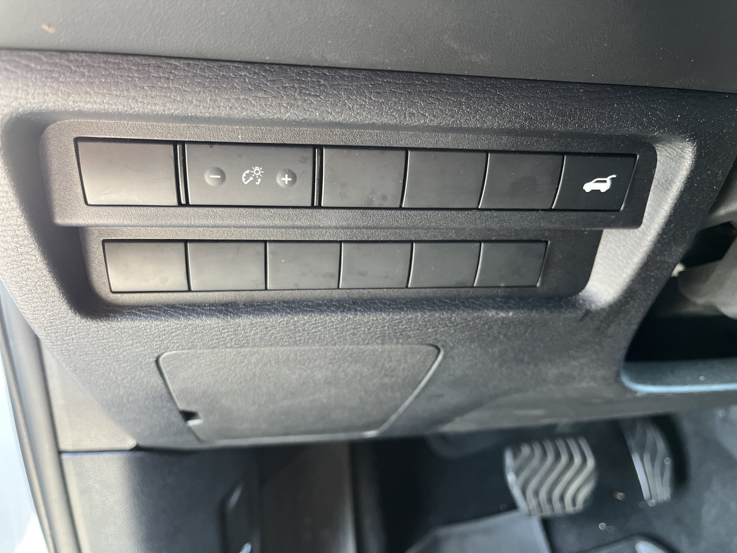 2024 Mitsubishi Outlander - Photo 18