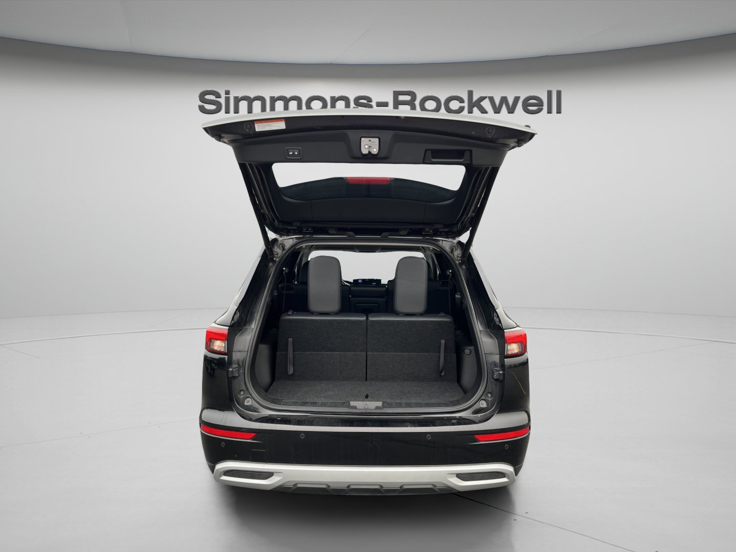 2024 Mitsubishi Outlander SE - Photo 11