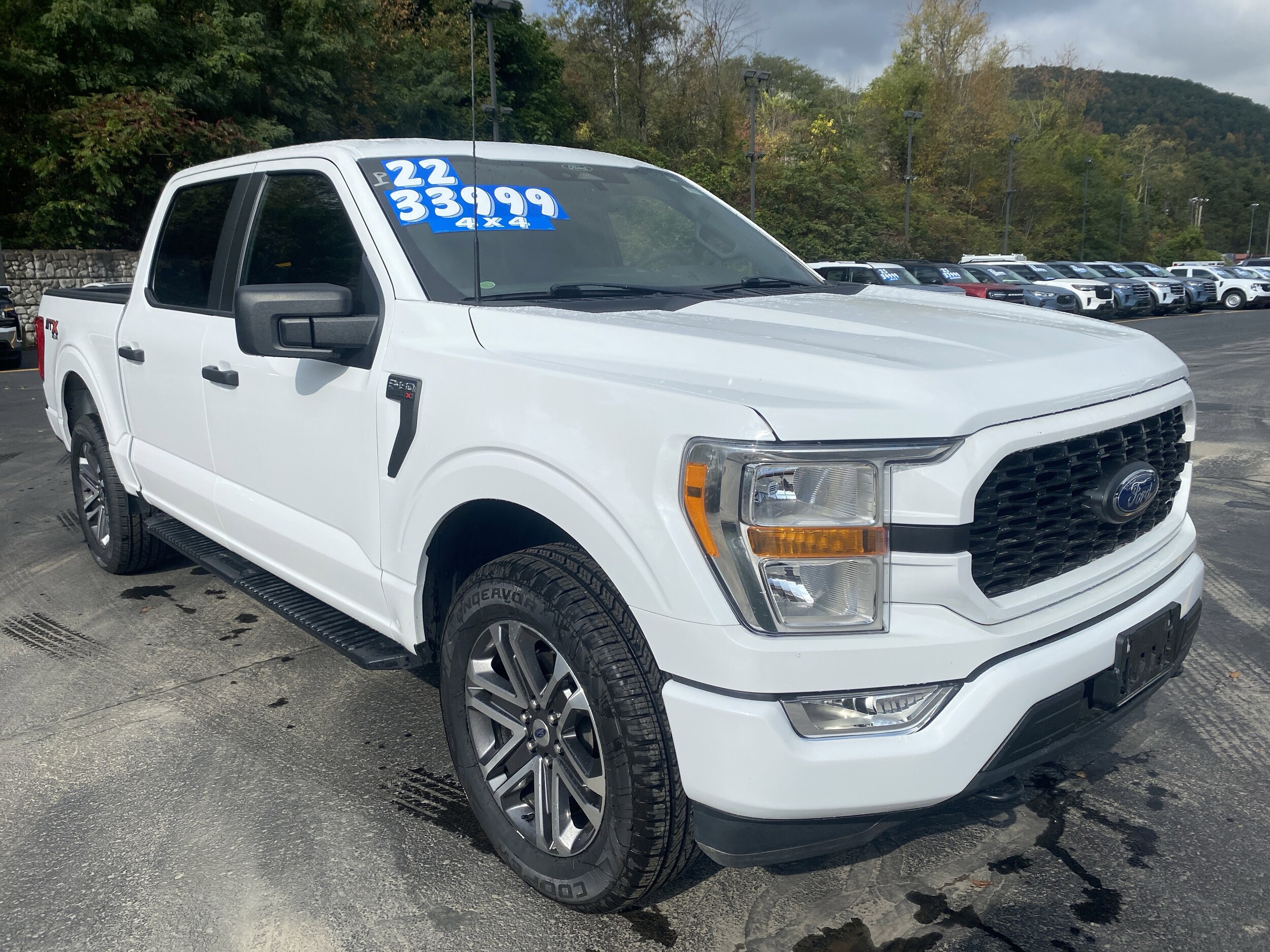 2022 Ford F-150 XL photo 2