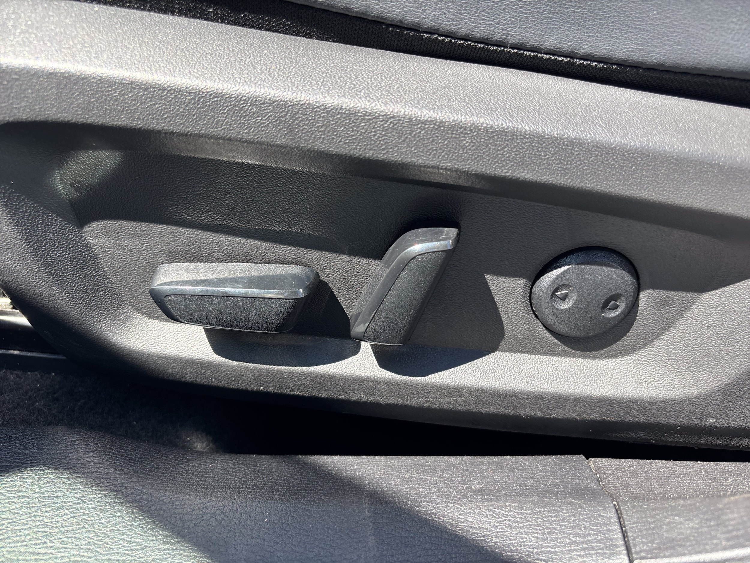2024 Mitsubishi Outlander SE - Photo 16