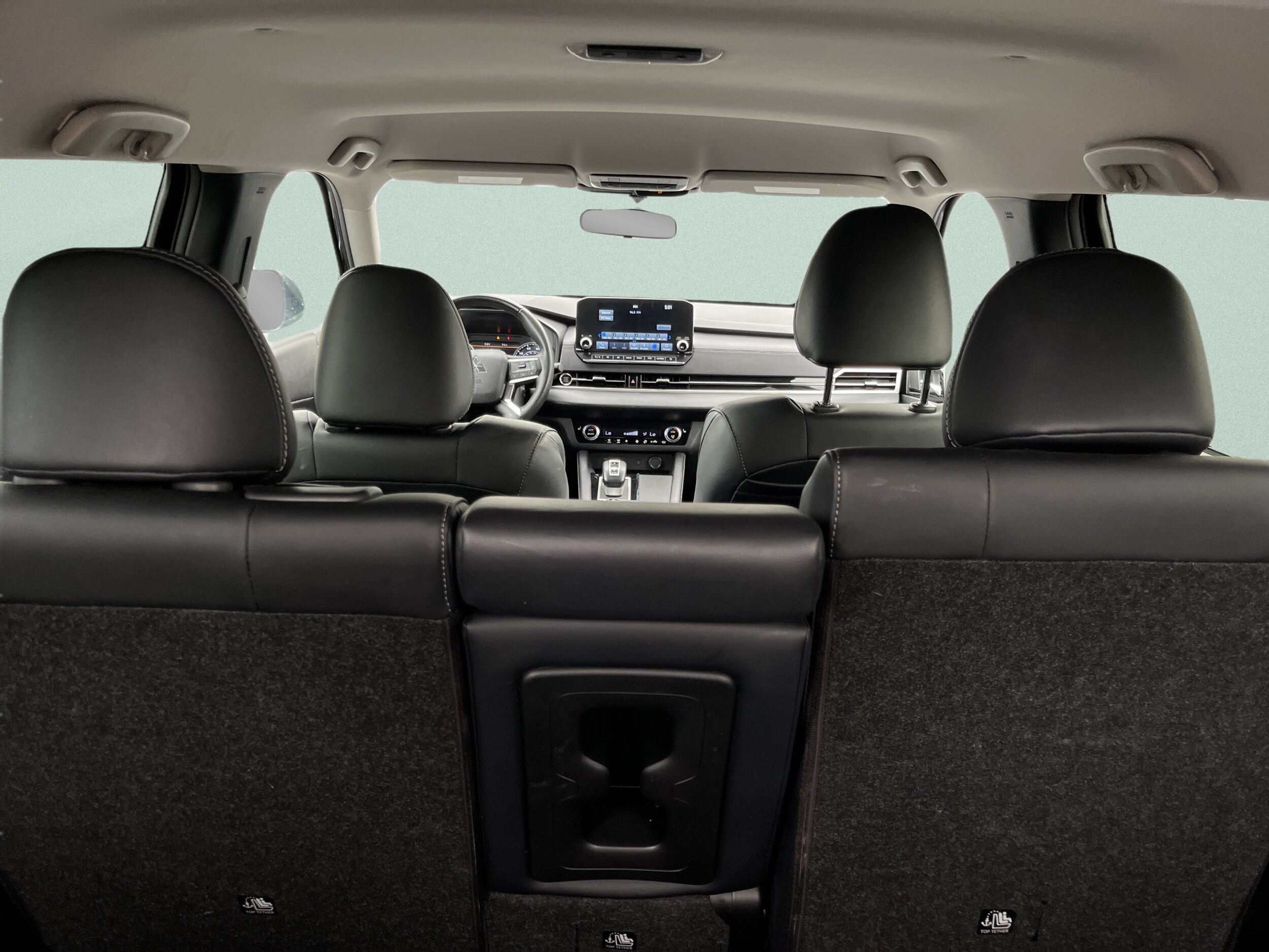 2024 Mitsubishi Outlander SE - Photo 9