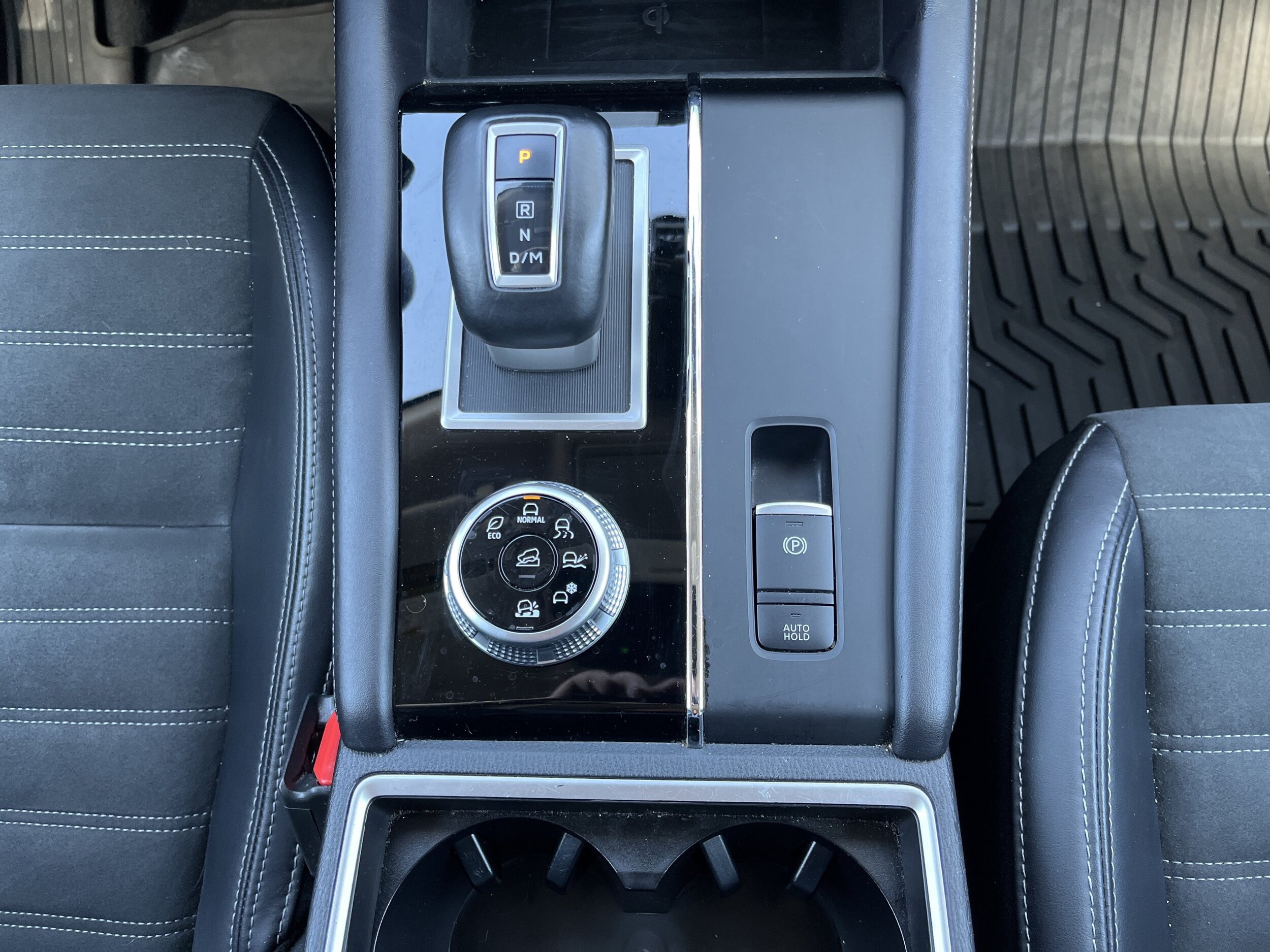 2024 Mitsubishi Outlander - Photo 27