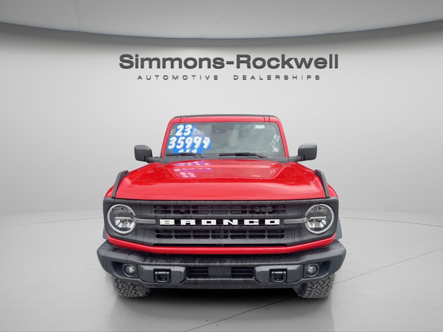 2023 Ford Bronco Black Diamond photo 2