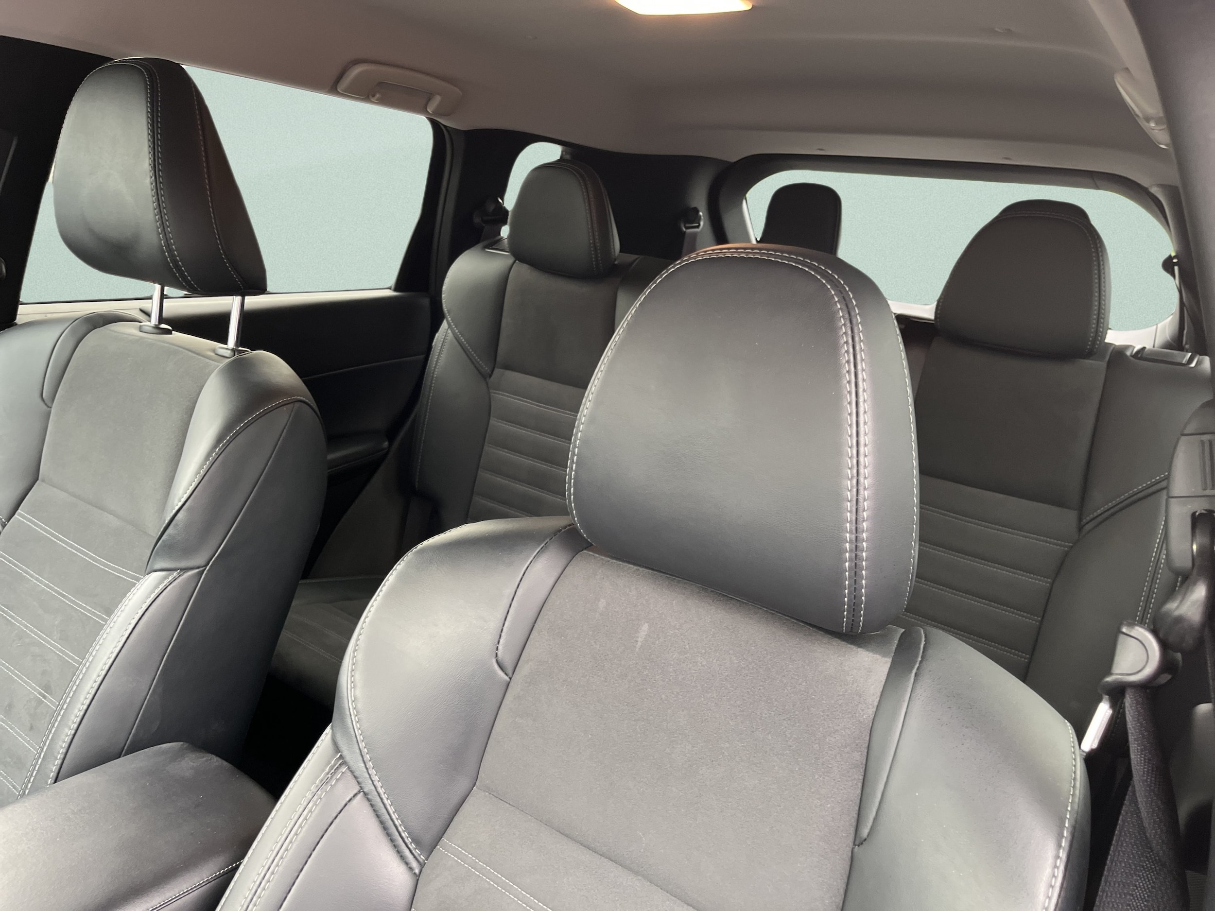 2024 Mitsubishi Outlander SE - Photo 21