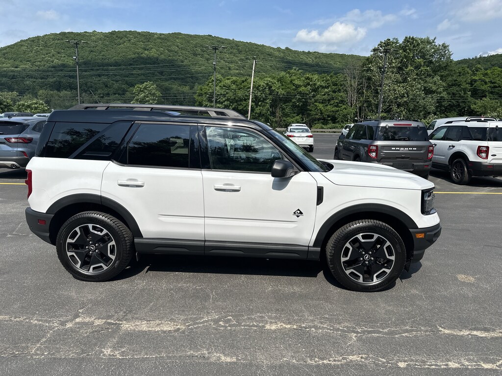 Used 2024 Ford Bronco Sport Outer Banks SUV