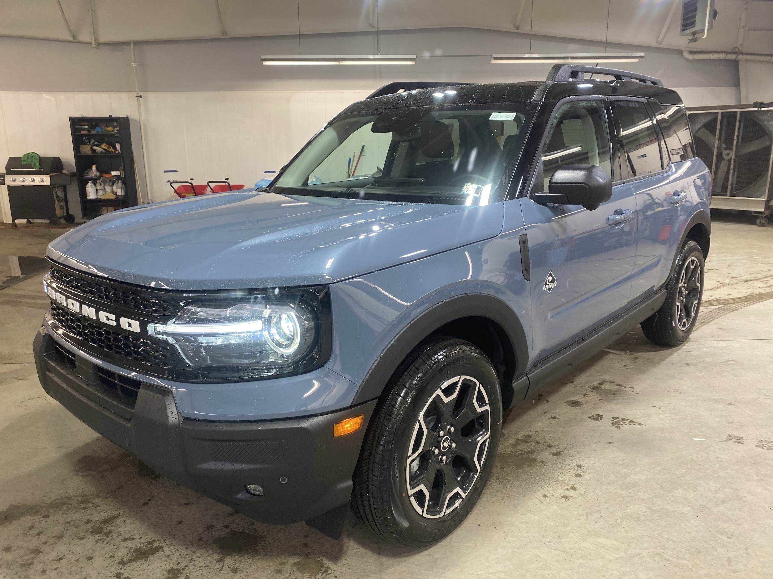 2025 Ford Bronco Sport Outer Banks's photo