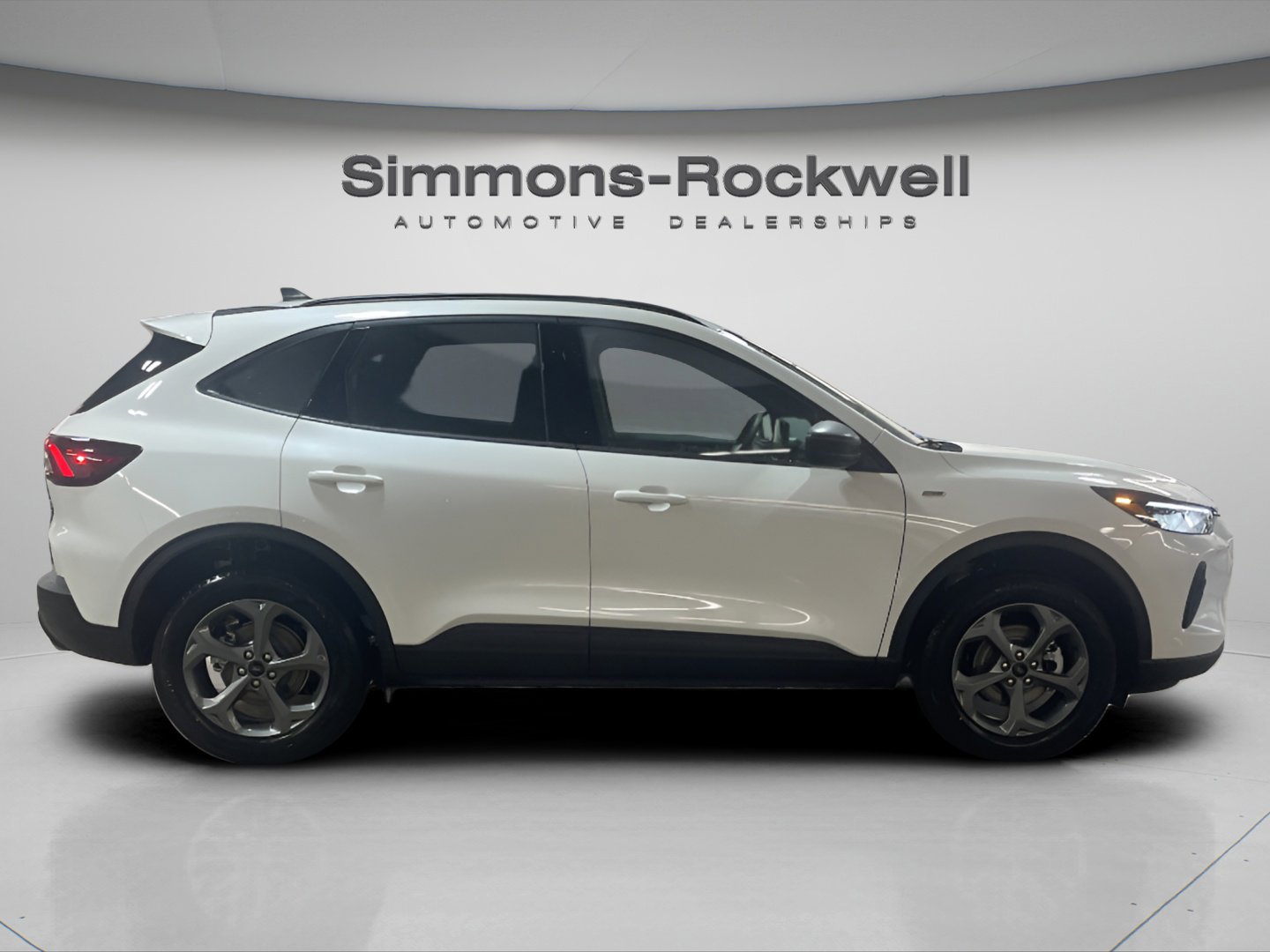 2026 Ford Escape ST-Line - Photo 6
