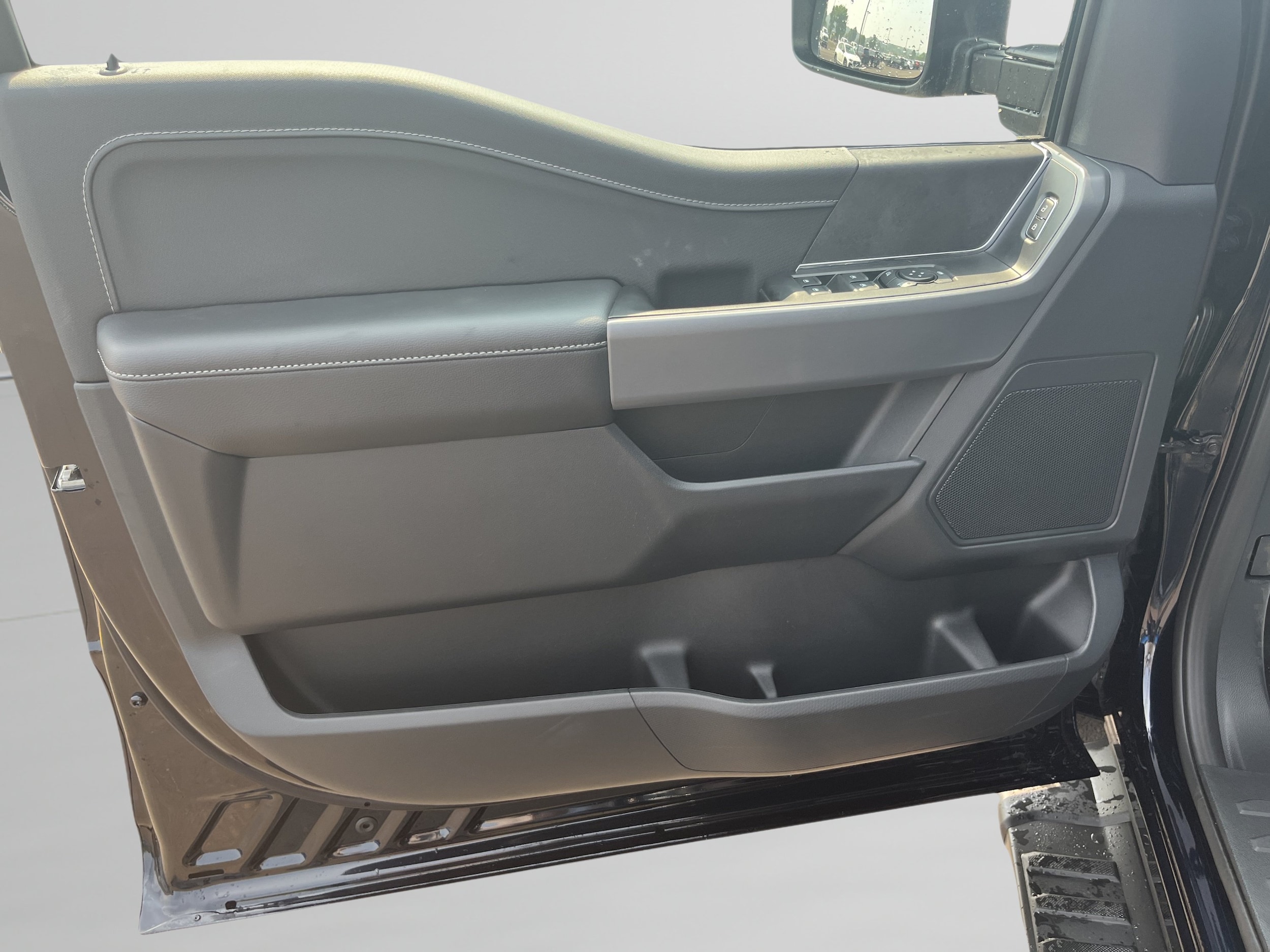 2026 Ford F-150 XLT - Photo 12