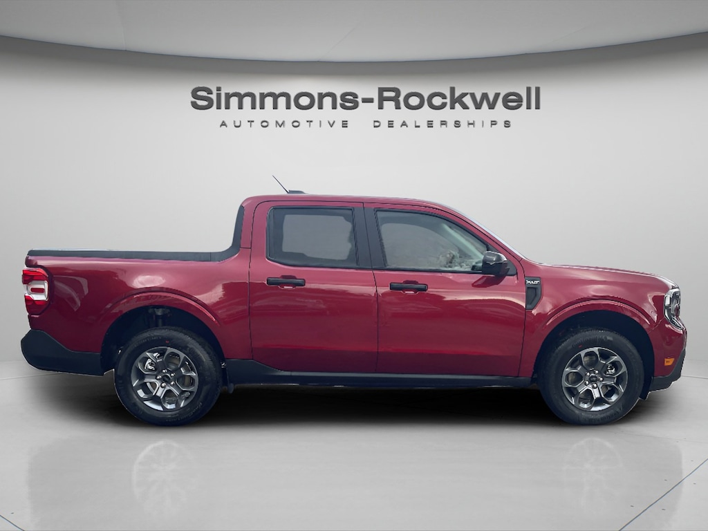 New 2025 Ford Maverick XLT XLT AWD SuperCrew