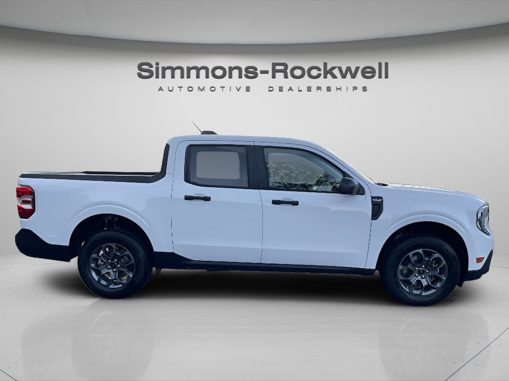 New 2025 Ford Maverick XLT XLT AWD SuperCrew